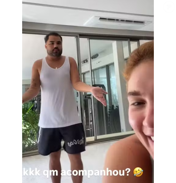 O influenciador mencionou MC Livinho e acabou gerando uma confusão daquelas com o cantor.