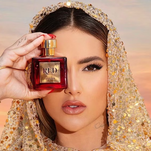 A proposta da WePink com o Red é clara: oferecer um perfume acessível, de alta projeção e inspirado em um clássico já consolidado