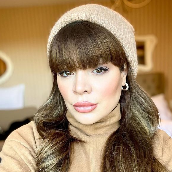 Lembra da Gkay de franja? Influenciadora não repetiu mais este visual