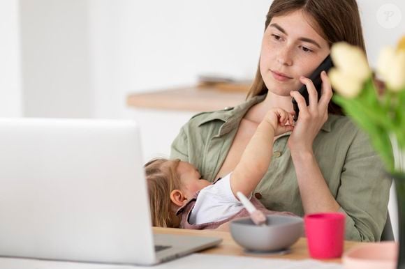 Pensão alimentícia aos filhos pode atingir nova fase no Brasil se projeto de lei for aprovado; mães que se sentirem sobrecarregadas de tarefas terão chance de pedir aumento da pensão