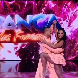 Gracyanne Barbosa se apresentou ao som de lambada