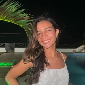 Já de acordo com o Rayssa Leal ganha cerca de R$ 10 milhões a R$ 15 milhões todos os anos