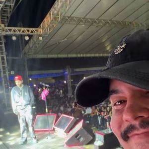Amigo de Zé Felipe, João Victor flagrou o cantor supostamente pensando na Boiadeira