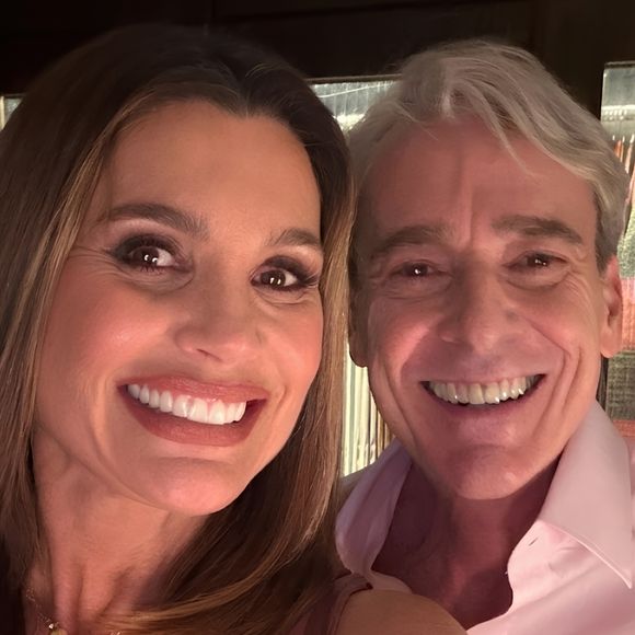 Adriana (Leticia Colin) usa a fortuna deixada por Arthur (Antonio Fagundes) para avançar em sua vingança