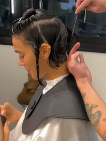 Nem a cada poucas semanas, nem uma vez por ano: um cabeleireiro revela quando você deve cortar o cabelo