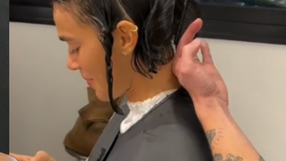 Nem a cada poucas semanas, nem uma vez por ano: um cabeleireiro revela quando você deve cortar o cabelo