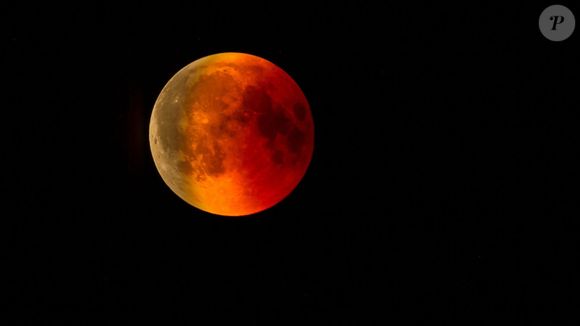 A Lua de Sangue é considerada um evento poderoso, no mundo astrológico.