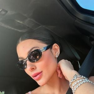 Rayane Figliuzzi disse que responde o processo por estelionato por culpa do ex, que, segundo ela, 'tentou destruir sua vida'