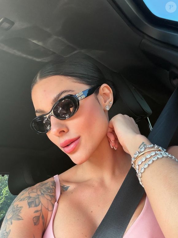 Rayane Figliuzzi disse que responde o processo por estelionato por culpa do ex, que, segundo ela, 'tentou destruir sua vida'
