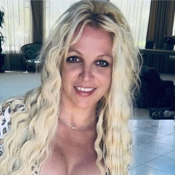 Britney Spears afirma a pessoas próximas que o resultado do teste apontou 0,06% de álcool, inferior ao limite legal de 0,08% na Califórnia