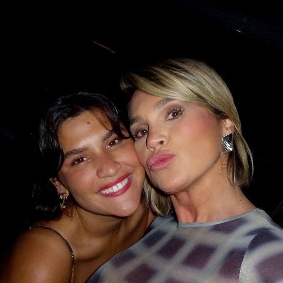 Giulia Costa é a filha mais velha de Flávia Alessandra