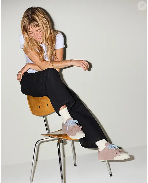 Com perfil ultrabaixo, o Chuck Taylor Lo Seasonal Leather foi desenvolvido para oferecer mais flexibilidade e leveza no dia a dia