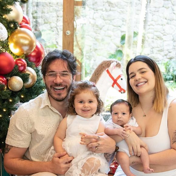 Viih Tube é casada com o ex-'BBB' Eliezer. Eles têm  dois filhos, Lua e Ravi