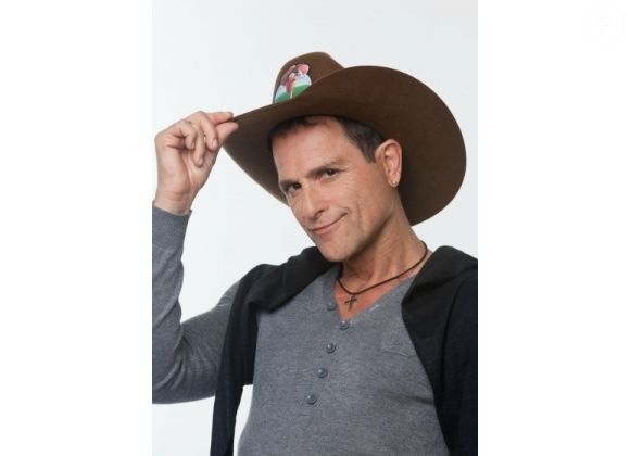 Sylvinho Blau-Blau (47 anos na Fazenda 5): Cantor dos anos 80 que reviveu sua trajetória no reality