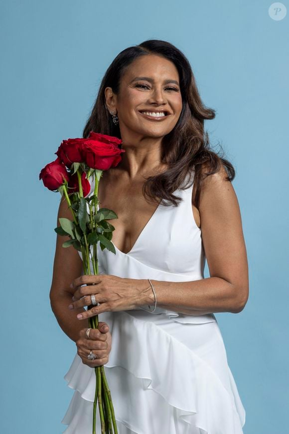 Dira Paes será Lígia, mãe da personagem de Sophie Charlotte, em Três Graças. Ela sofrerá uma doença e tomará remédios falsificados