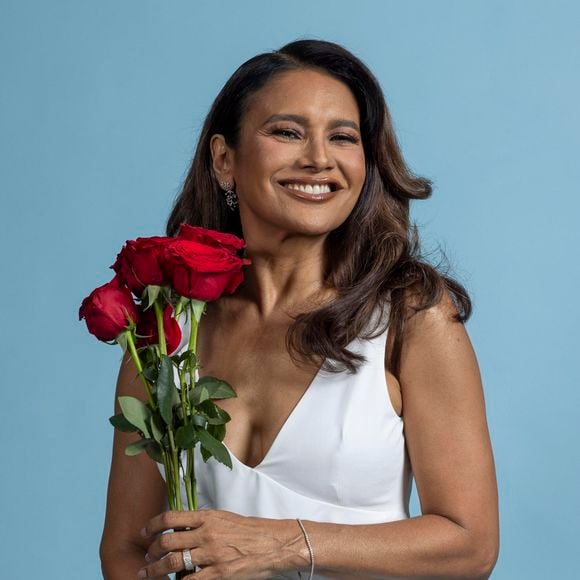 Dira Paes será Lígia, mãe da personagem de Sophie Charlotte, em Três Graças. Ela sofrerá uma doença e tomará remédios falsificados