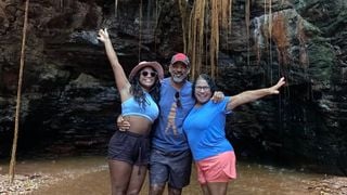 'Meu tesouro, meu amor': o adeus emocionante do pai de Juliana Marins à filha, turista morta em vulcão na Indonésia