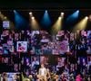 'Espelho Mágico - O musical', escrito e dirigido por Gustavo Gasparani, consegue emocionar verdadeiramente quem cresceu diante da televisão.