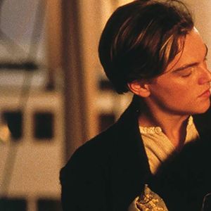 Kate Winslet, é a grande estrela do icônico filme 'Titanic', ao lado de Leonardo DiCaprio