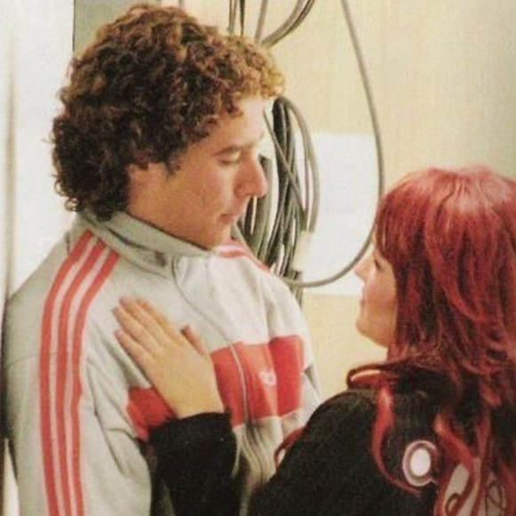 Antes de virar recordista de Copas do Mundo pelo México, Guillermo Ochoa viveu um namoro com Dulce María no auge de Rebelde e do fenômeno RBD