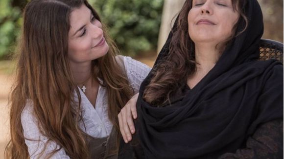 Emília morreu? Resumo da novela 'Além do Tempo' (11 a 16/05) traz felicidade de Vitória com morte de inimiga e segredo terrível da vilã vem à tona com Lívia