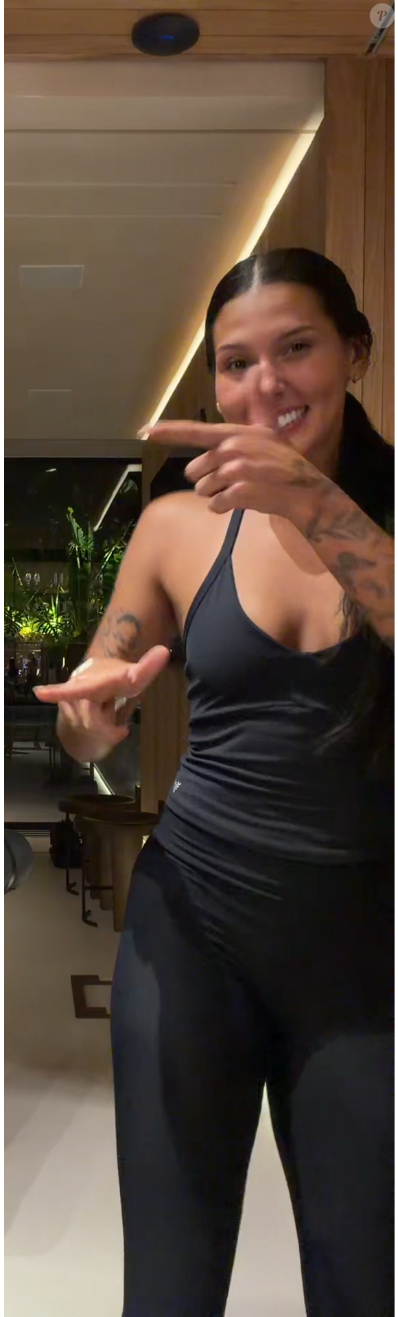 Ana Castela reagiu: ‘Você não tem?’