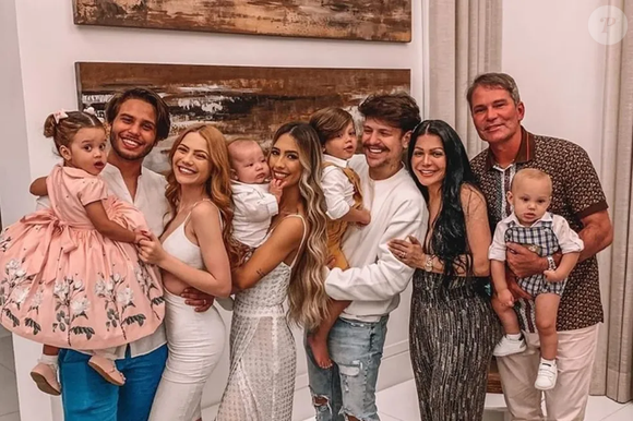 No total, a família Poncio deve quase R$ 3 bilhões à União, segundo reportagem do Estadão