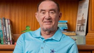 Renato Aragão ganha emocionante recado sobre 'fama e vaidade' em carta psicografada atribuída a amigo famoso: 'Noites de angústia'