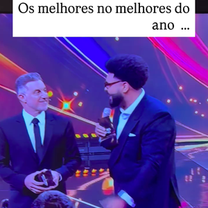 Angélica acompanhou o Melhores do Ano de casa e compartilhou diversos momentos da premiação em suas redes sociais