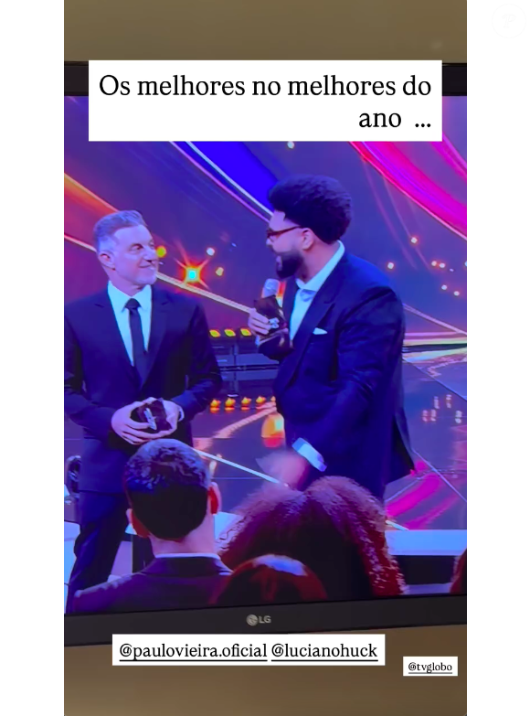 Angélica acompanhou o Melhores do Ano de casa e compartilhou diversos momentos da premiação em suas redes sociais