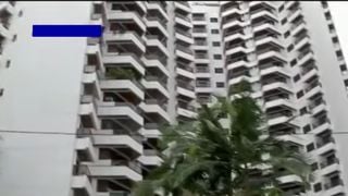 340m², 5 suítes, 4 vagas na garagem, condomínio de R$ 6 mil, IPTU de R$ 19,3 mil e cenário de crime brutal em 2012: à venda há 15 meses, cobertura de 3 andares de R$ 2,8 milhões encalha em SP. 'Cliente ligou chorando'
