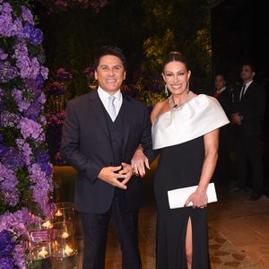 César Filho e Elaine Mickely prestigiaram festa de renovação de votos de Roberto Justus e Ana Paula Siebert