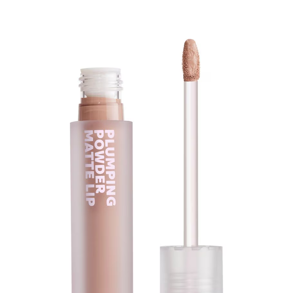e o Plumping Powder Matte Lip em 'Nude Mood'