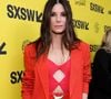 Hoje aos 61 anos, Sandra Bullock faz sucesso com seu corpo super definido, mas não tem grandes segredos para mantê-lo
