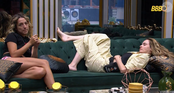 Ana Paula Renault recebeu a notícia da expulsão de Sol Vega no 'BBB 26' no sofá