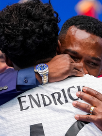 'Vou ser jogador de futebol e tirar a gente dessa dificuldade': há quase 10 anos, Endrick, hoje na Copa 2026, cravou o próprio destino após ver o pai chorar por fome