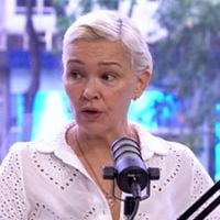 Julia Lemmertz, 63 anos: 'É um testamento poético de vida ter a cara que você tem com a sua idade. Você pode segurar, costurar e prender, fazer o que quiser, mas ela vai cair em algum momento'