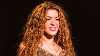O segredo do cabelo ondulado e volumoso de Shakira: produto de beleza da colombiana vende no Brasil e custa menos de R$ 100