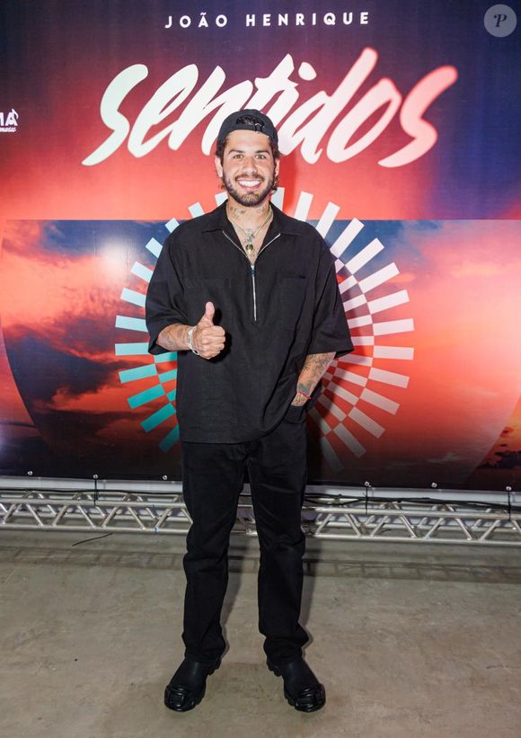 Zé Felipe admitiu não ser muito ligado em escola e ter largado os estudos antes da conclusão do Ensino Fundamental