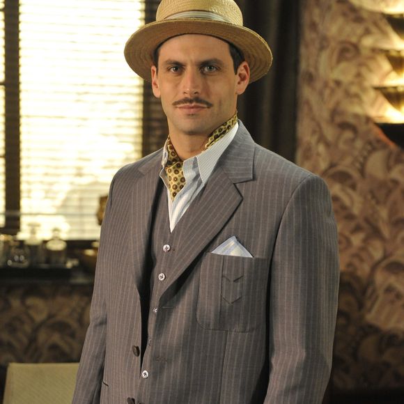 Henri Castelli em 2012: ator fez Romulo Vieira na novela Gabriela, na versão de 2012 da TV Globo, um remake da obra original que se passa nos anos 20