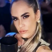 Eita! Ex-'Masterchef' e ex-'A Fazenda' Aritana Moroni é presa sob acusação de tráfico de drogas no Carnaval de Salvador. Aos detalhes!