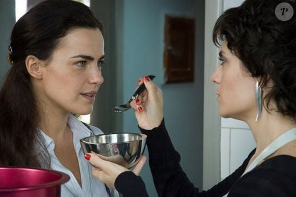 2010: antes de sumir completamente, Ana Paula Arósio deixou um presente aos fãs com o filme 'Como Esquecer'