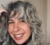 Xampu roxo todos os dias? Veja o erro que pode deixar o cabelo grisalho ressecado e até arroxeado
