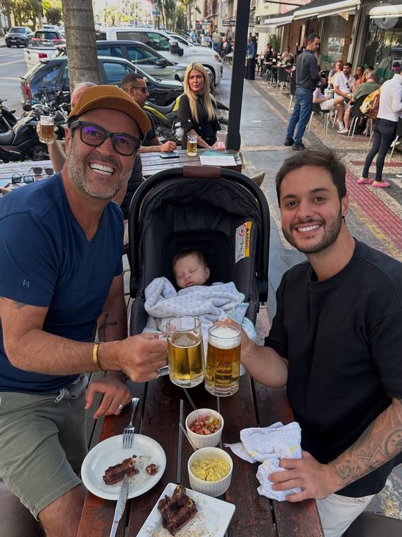 Filho de Henrique Maderite ao lado do pai e do filho em foto de 2025: 'Foi uma morte do jeito que você sempre disse que queria, do nada, sem sofrimento'