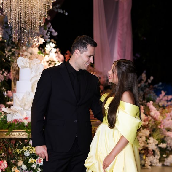 Pedro Leonardo celebrou os 15 anos da filha Maria Sophia em uma noite marcada por glamour, emoção e decoração cinematográfica