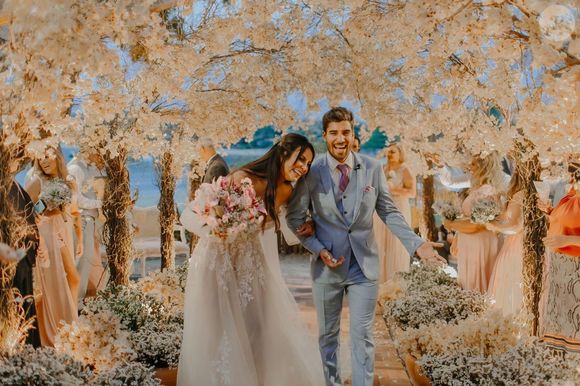 Em uma publicação no Instagram, acompanhada por uma foto do casal no dia do casamento, Guilherme Leonel fez um desabafo sobre o relacionamento, deixando todo mundo em choque.