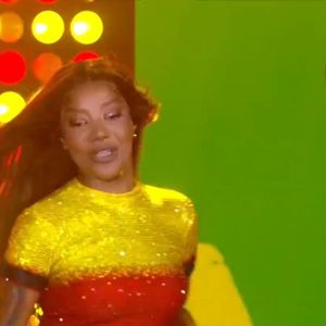 Durante a madrugada (29), Ludmilla puxou um 'parabéns para você' para Chaiany celebrar o aniversário de 26 anos no 'BBB 26'