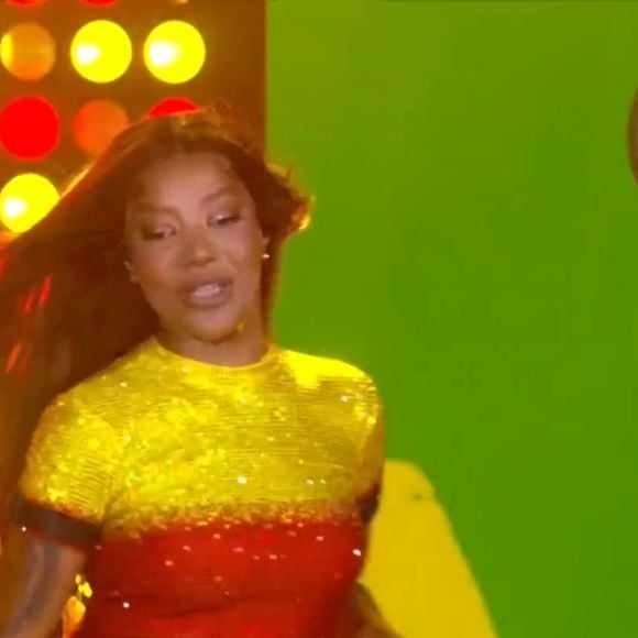 Durante a madrugada (29), Ludmilla puxou um 'parabéns para você' para Chaiany celebrar o aniversário de 26 anos no 'BBB 26'