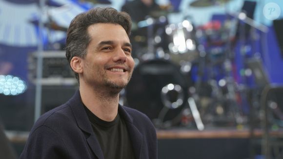 De campeão do Big Brother Brasil a jornalista do SBT: 5 famosos que dividiram sala de aula com Wagner Moura e poucos sabem
