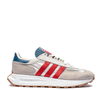 O modelo usado pela atriz era semelhante ao Adidas Retropy E5 "Off White Vivid Red" GW6776